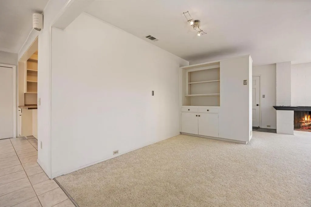 https://cdn.realtyfeed.com/cdn/127/306736843/056d3085f02607c60840339c05072077.webp