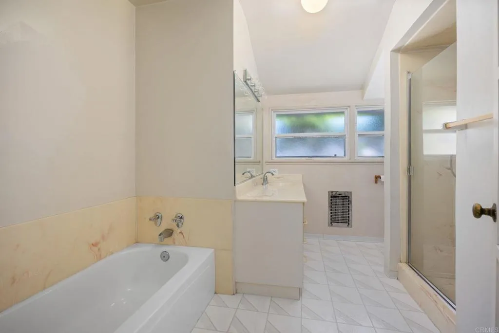 https://cdn.realtyfeed.com/cdn/127/306736843/7c18b86328122fd89029dccfa2b5b117.webp