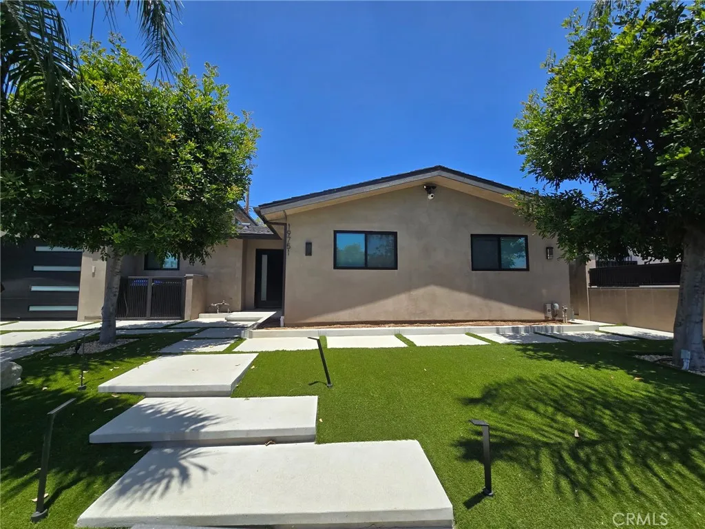 Winnetka, CA 91306