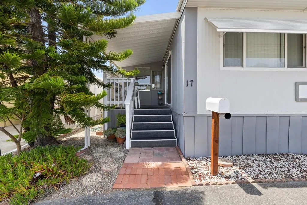 https://cdn.realtyfeed.com/cdn/127/306736875/93b16b99f328dae41876b4a251f5a2af.webp