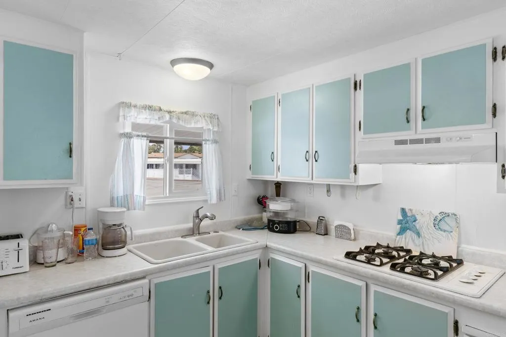 https://cdn.realtyfeed.com/cdn/127/306736875/d9eeffa0b9fe7a3600955d3cd836d3b8.webp