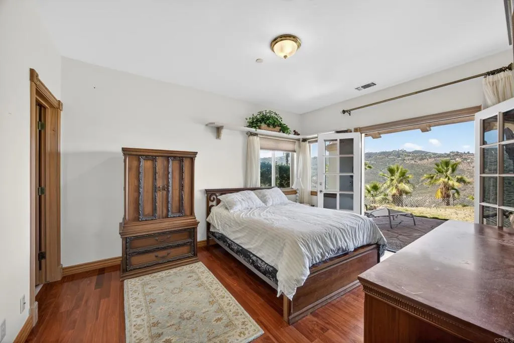 https://cdn.realtyfeed.com/cdn/127/306736879/4cddface8be69d9b930551e80a2a00e8.webp