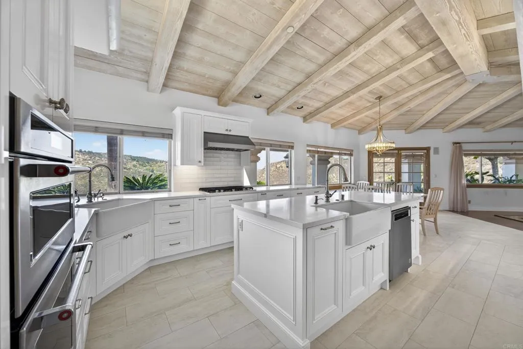 https://cdn.realtyfeed.com/cdn/127/306736879/97cb63954bbe55e5d2307b0ac4e37faa.webp