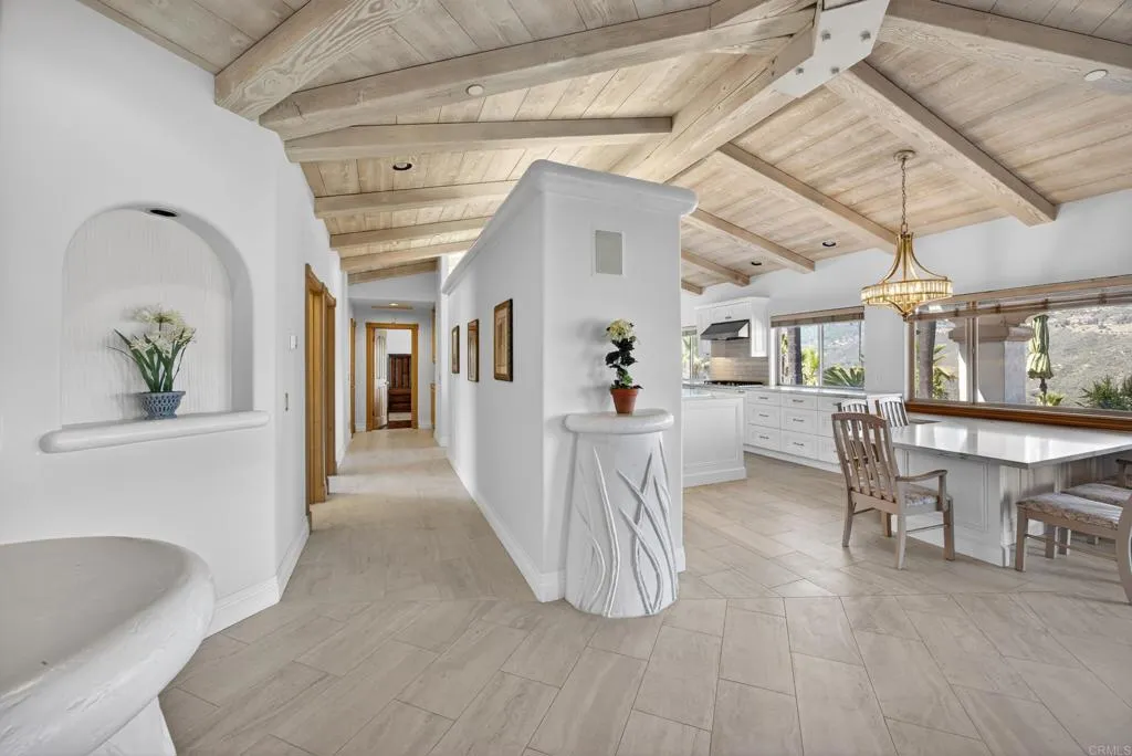 https://cdn.realtyfeed.com/cdn/127/306736879/b8b11f14f2a6e1c104e0bf474c40a0ba.webp