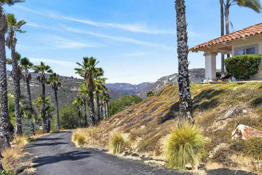 https://cdn.realtyfeed.com/cdn/127/306736879/d5d37b4f56dc48a50a5d531922fdee3d.webp