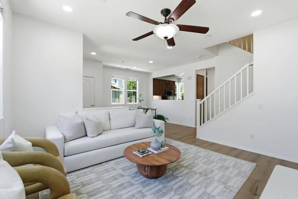 https://cdn.realtyfeed.com/cdn/127/306736882/0c7c5c029b5e556eae6d27b564e770e9.webp