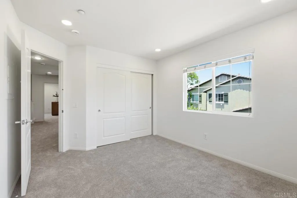 https://cdn.realtyfeed.com/cdn/127/306736882/473175c2ff25714b43f95fcd5d7c1073.webp