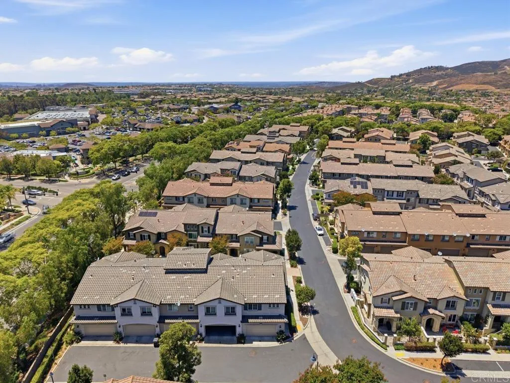 https://cdn.realtyfeed.com/cdn/127/306736882/96fe1e6d0fc83f2d8ca8a8c4e26e58f8.webp