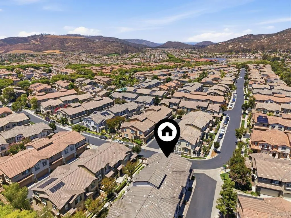 https://cdn.realtyfeed.com/cdn/127/306736882/c2a4e5e4c38fb6b564488cb2e8ab7b2e.webp