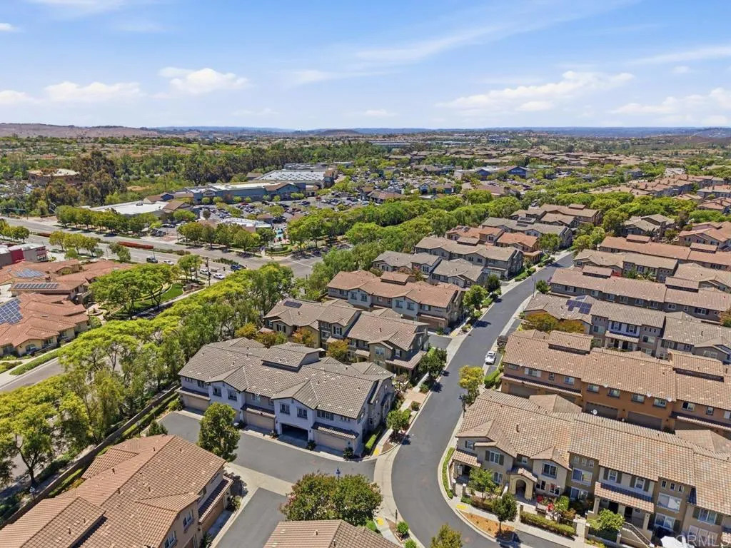 https://cdn.realtyfeed.com/cdn/127/306736882/cdd6db7454cb6fe01c602249164b397e.webp