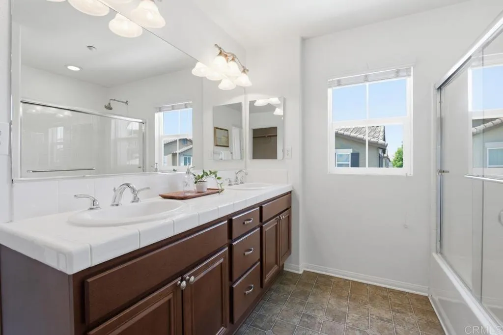 https://cdn.realtyfeed.com/cdn/127/306736882/d0ccf2875b0d9920b24495ba964260b6.webp