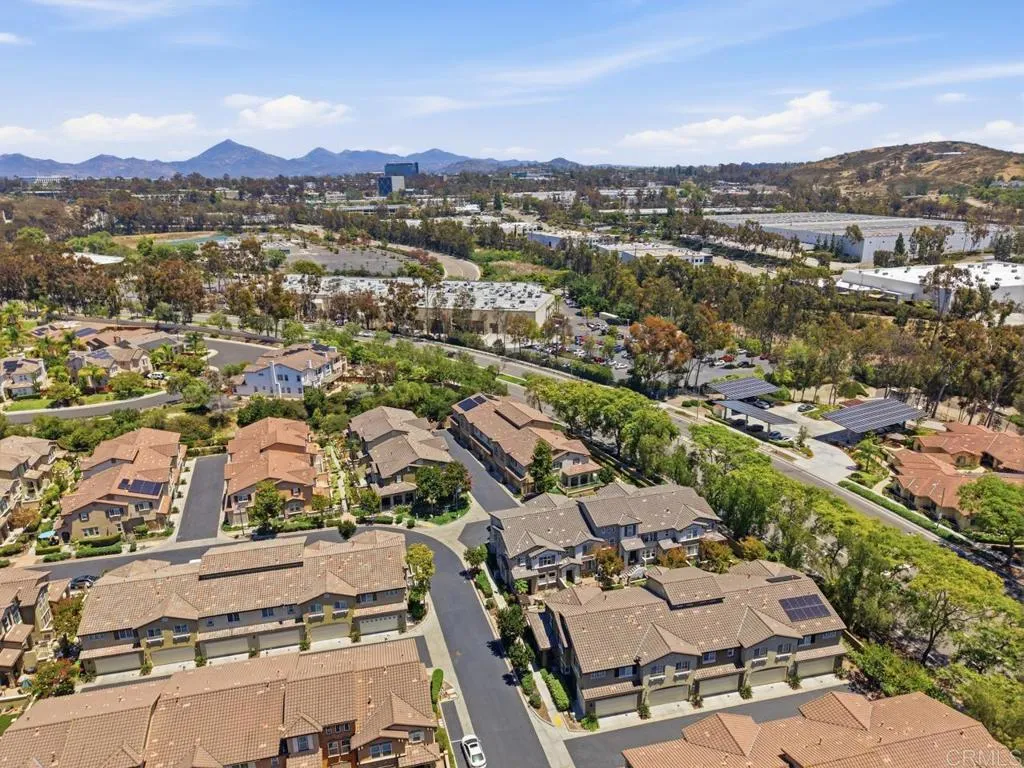 https://cdn.realtyfeed.com/cdn/127/306736882/febe26790760e2646da98f3d09617ce1.webp