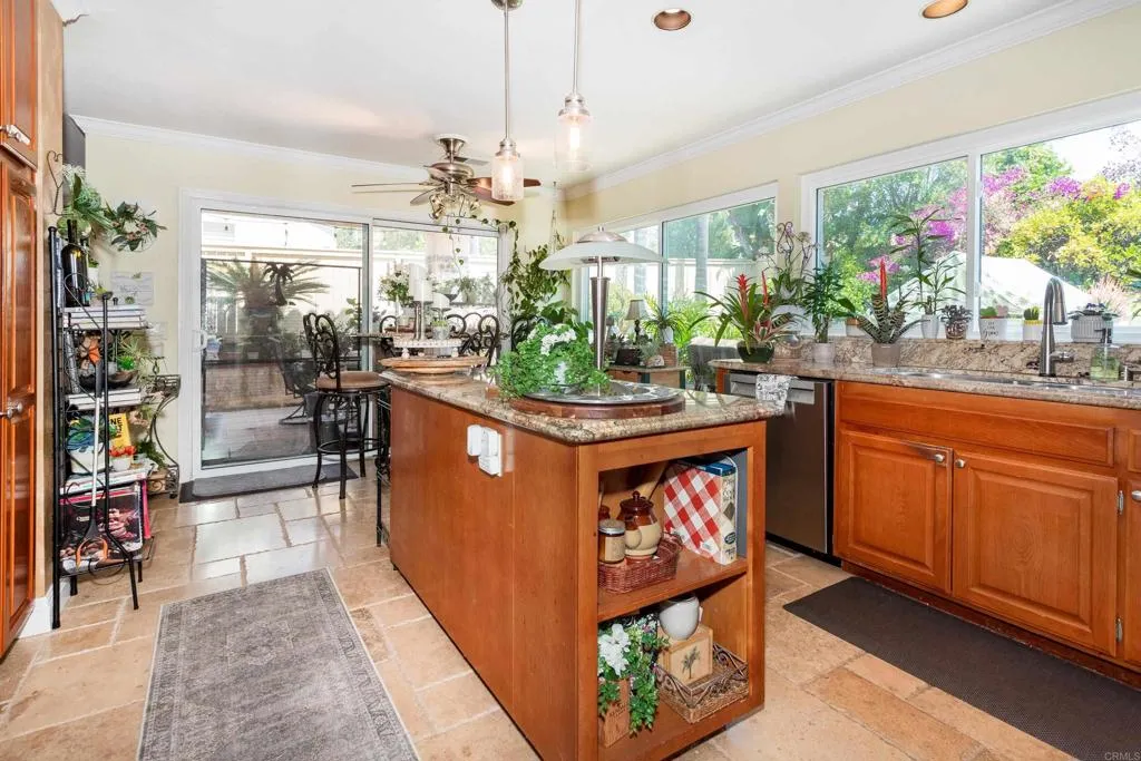 https://cdn.realtyfeed.com/cdn/127/306736886/69afaac6d0ea8469ab0f957776903d37.webp