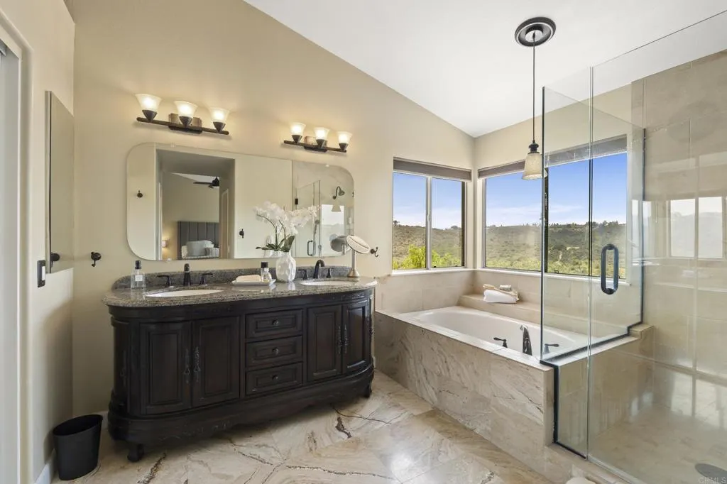 https://cdn.realtyfeed.com/cdn/127/306736895/3a673b7f095490331c5f87bfbb4be8d1.webp