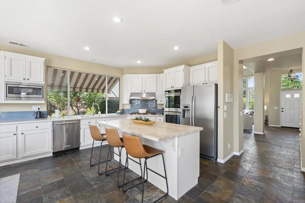 https://cdn.realtyfeed.com/cdn/127/306736895/efad823c3e0a408cc3d83f6c7cf93026.webp