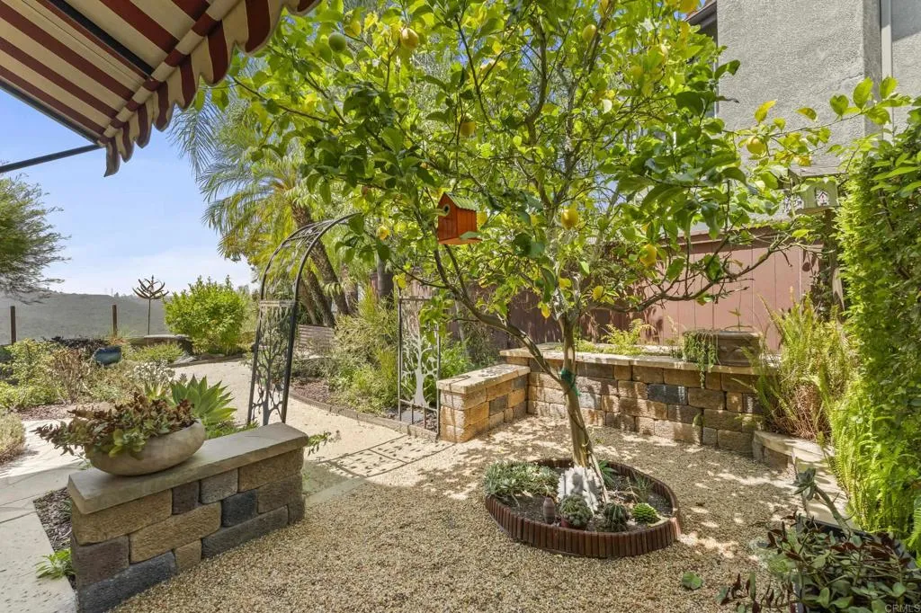 https://cdn.realtyfeed.com/cdn/127/306736895/f5107fc9623c8f20c159e10edf010c4e.webp