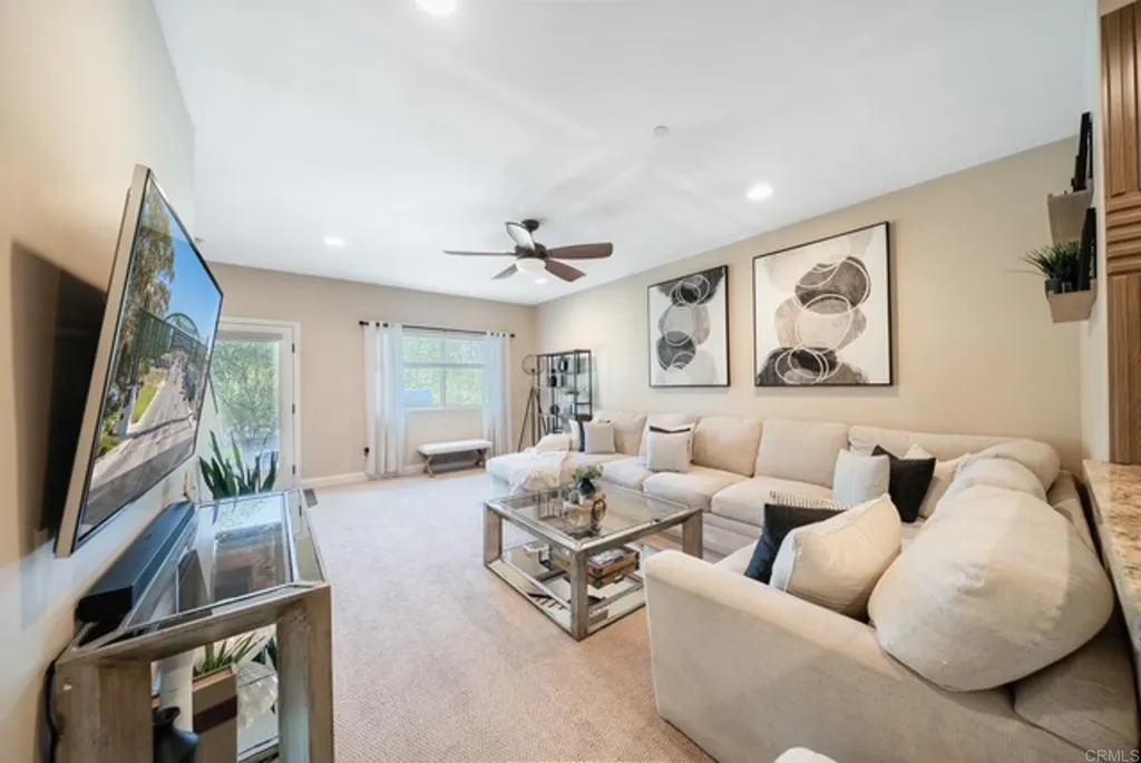 https://cdn.realtyfeed.com/cdn/127/306736922/0198060ff26dc984cd871b8f381b496f.webp