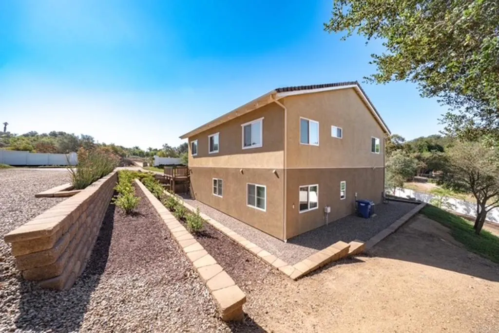 https://cdn.realtyfeed.com/cdn/127/306736922/224e2289928396f268d259e542e26435.webp
