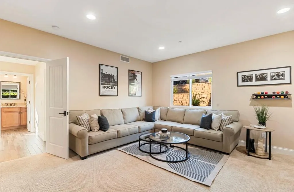 https://cdn.realtyfeed.com/cdn/127/306736922/3b371f160a464f6a443b8299e307a6b5.webp