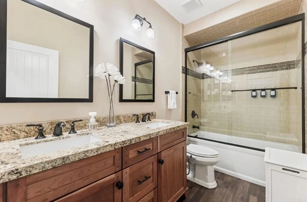 https://cdn.realtyfeed.com/cdn/127/306736922/46b64498aa76f3accce2f0a818f4ca80.webp