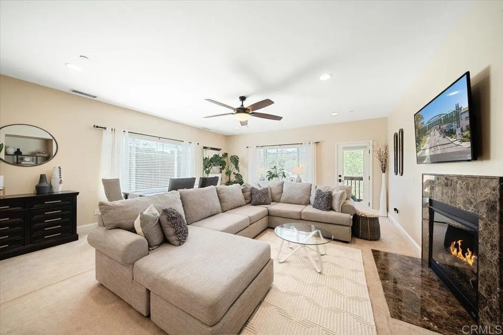 https://cdn.realtyfeed.com/cdn/127/306736922/62269593d599f6a17dc215f026a93196.webp