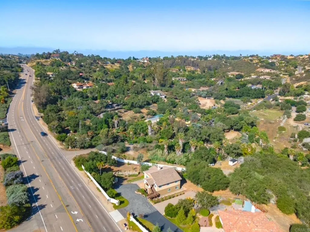 https://cdn.realtyfeed.com/cdn/127/306736922/e7a28ac1bc20c62e21d7629430eff1db.webp