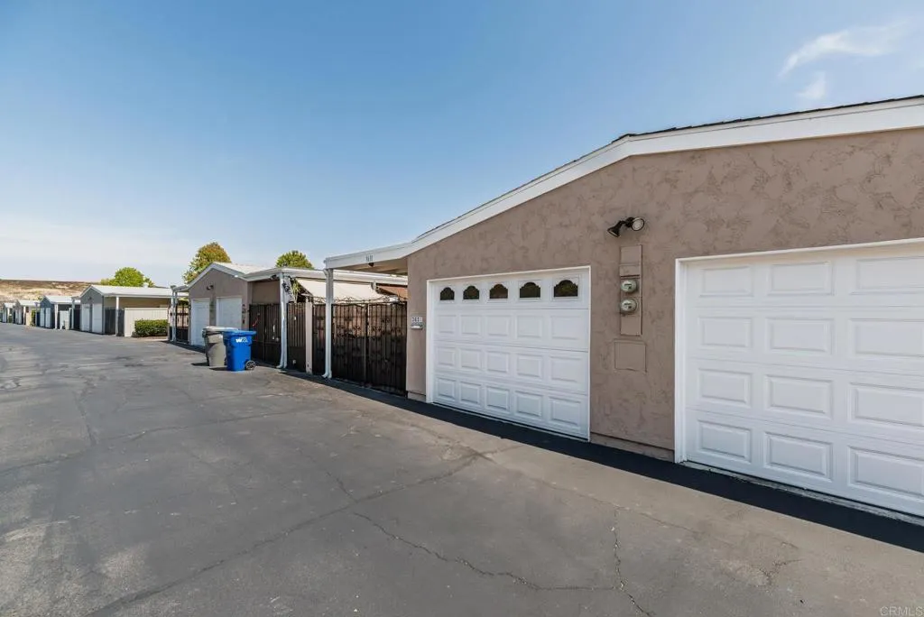 https://cdn.realtyfeed.com/cdn/127/306737053/a4cddb2a61c119ce5b3cb4f8c63afd98.webp