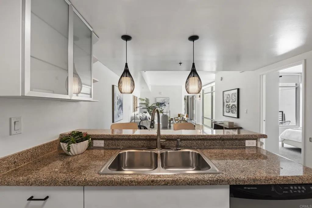 https://cdn.realtyfeed.com/cdn/127/306737057/715600068b716bdbc9c75ed48efe010e.webp