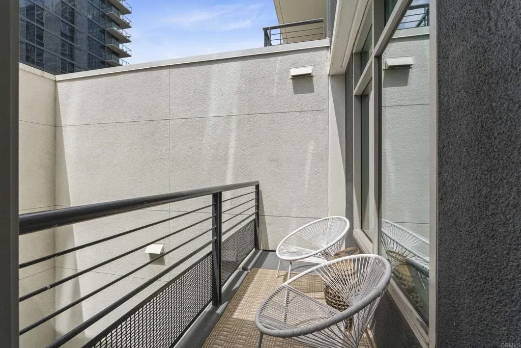 https://cdn.realtyfeed.com/cdn/127/306737057/8a16847d4877eca9826e727cec5b27a6.webp