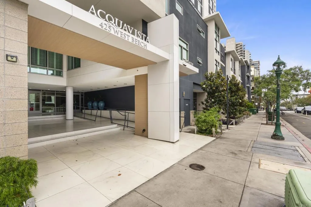 https://cdn.realtyfeed.com/cdn/127/306737057/b48501e017ec5052079e74f4b619596d.webp