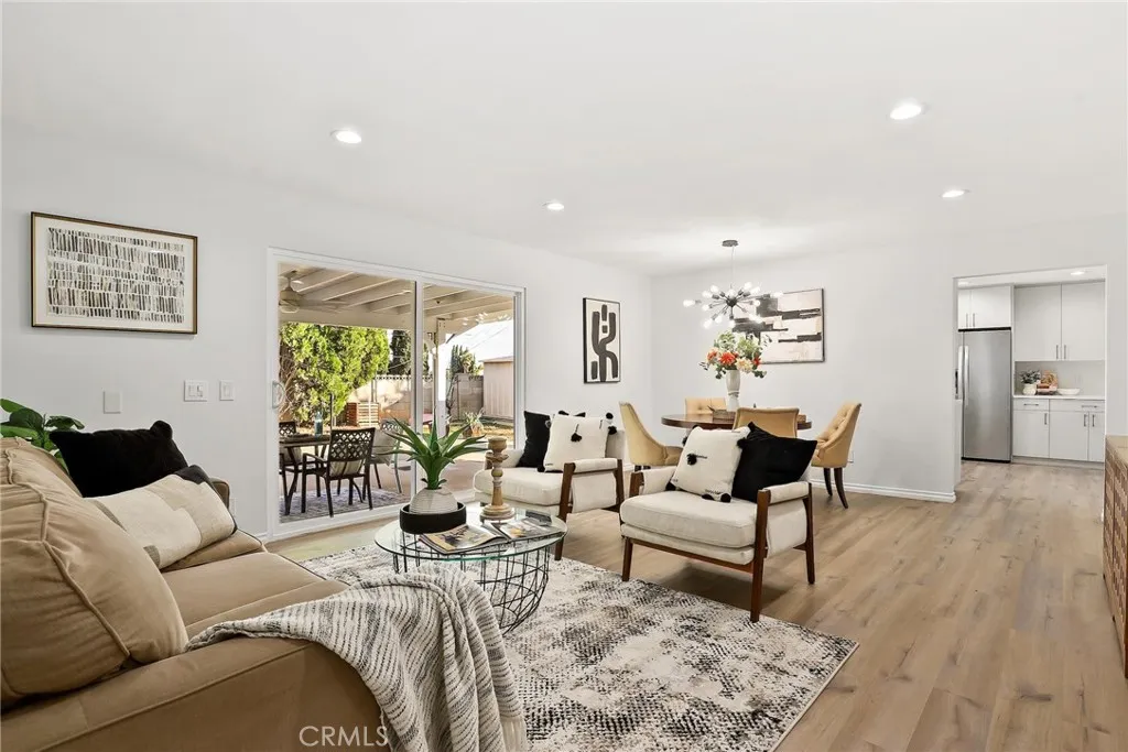 Northridge, CA 91325