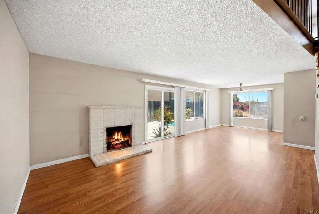https://cdn.realtyfeed.com/cdn/127/306737080/38493cbcec637904894e4d5662a72dda.webp