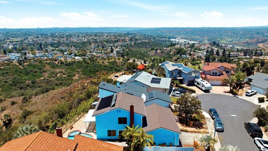 https://cdn.realtyfeed.com/cdn/127/306737080/42de8383a8db8bdb037e15ba3b8c8e64.webp