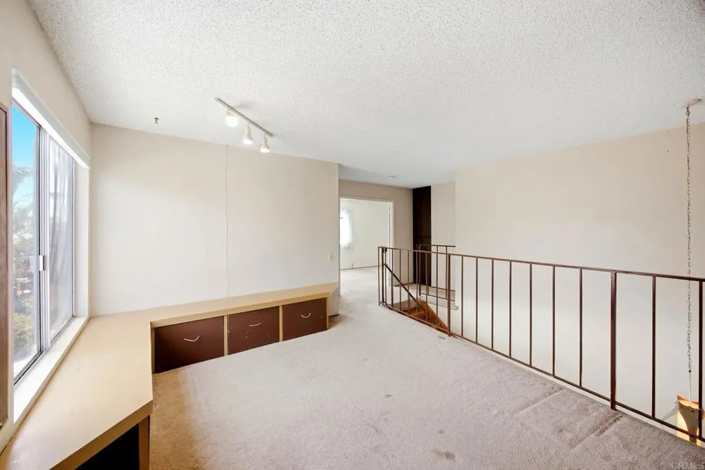 https://cdn.realtyfeed.com/cdn/127/306737080/7094d987563bb4e5528829d49221afde.webp