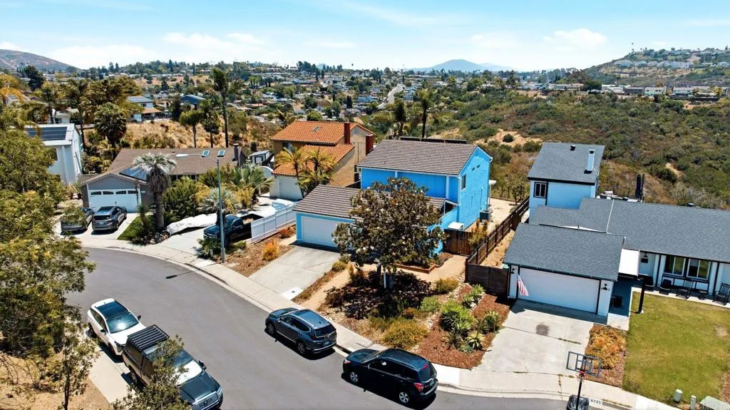 https://cdn.realtyfeed.com/cdn/127/306737080/8f5738b723a23d23c5bdb67dc30e5add.webp