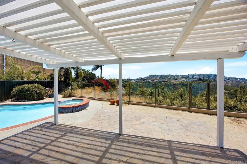 https://cdn.realtyfeed.com/cdn/127/306737080/c6471a84320d7e5bb7f34c5bc4c9590b.webp