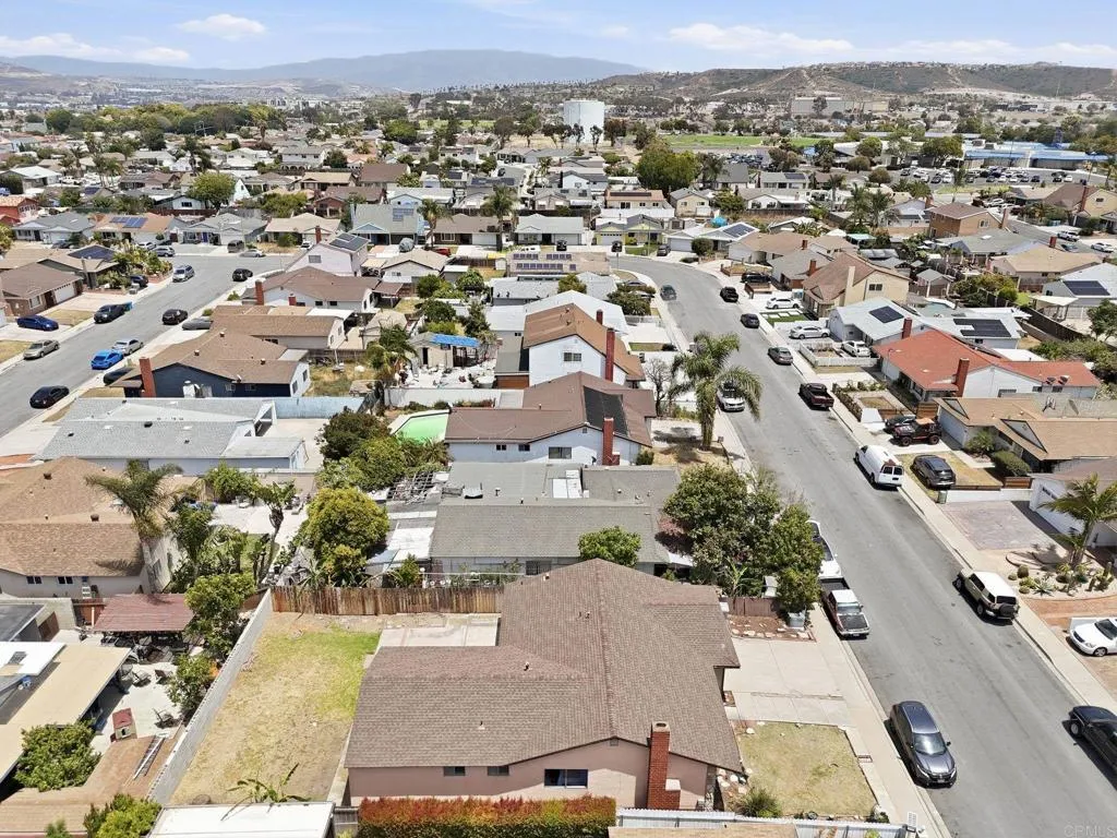 https://cdn.realtyfeed.com/cdn/127/306737081/ee4ba65481803b600a99fd0cec2abd58.webp