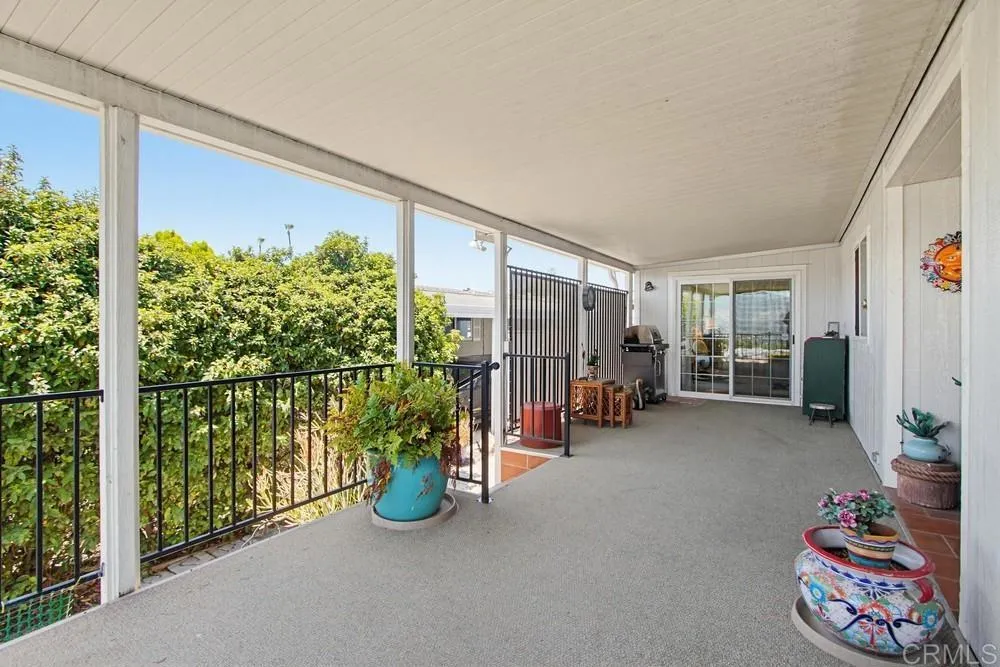 https://cdn.realtyfeed.com/cdn/127/306737101/4c80a942da0f58af02d3e7beefdb480c.webp