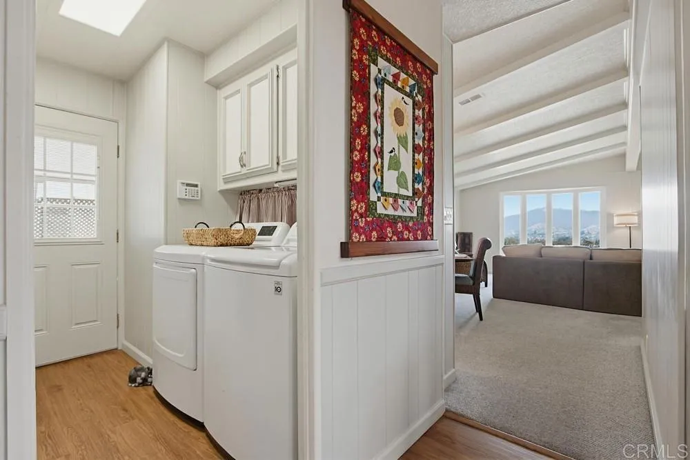 https://cdn.realtyfeed.com/cdn/127/306737101/6ec815ce26e082f50d7c8013b0096372.webp