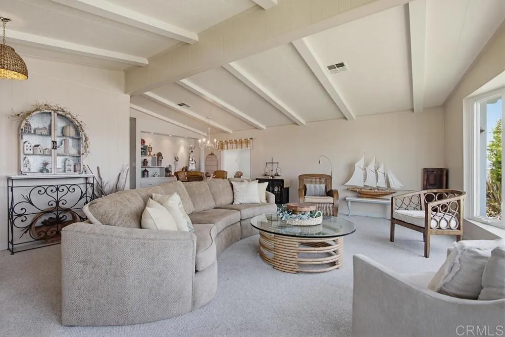 https://cdn.realtyfeed.com/cdn/127/306737101/78d697c36ce86e06423d662f85e01e1f.webp