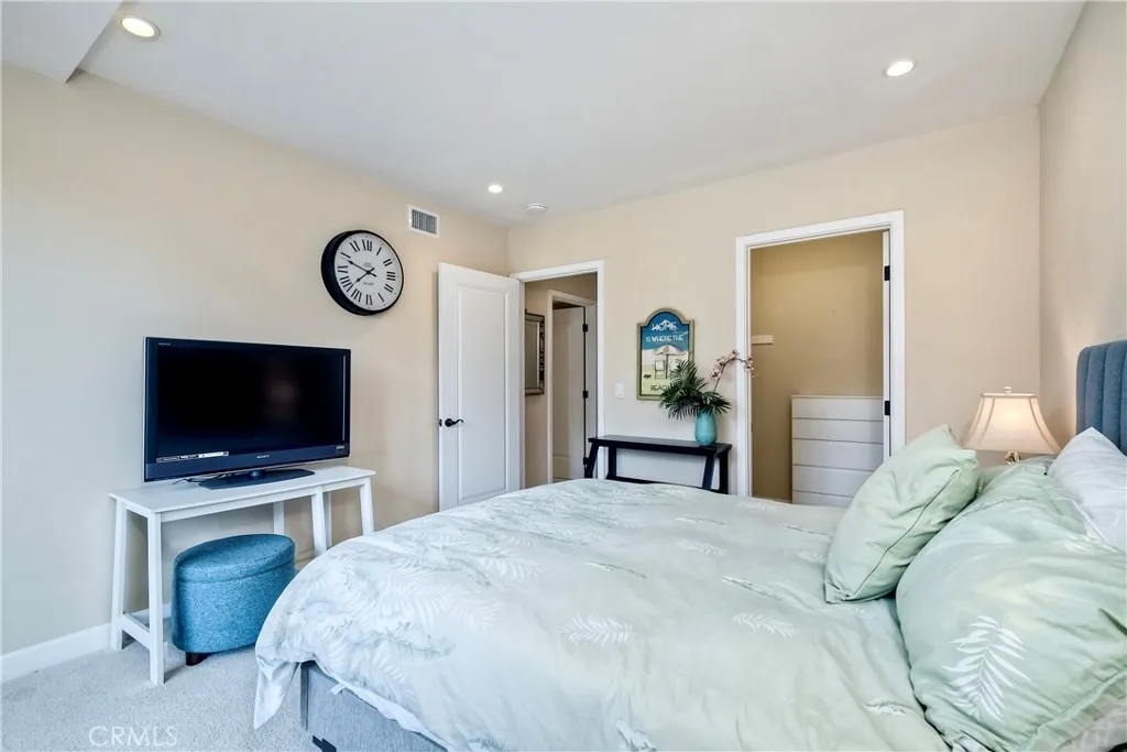 Photo #45: OC26123126 Listing: Photo #45