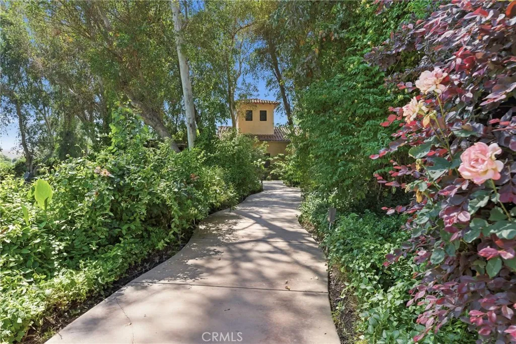 Bakersfield, CA 93308