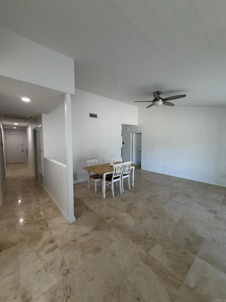 https://cdn.realtyfeed.com/cdn/127/306737134/68c43171265ae888f207dd4be62aef05.webp