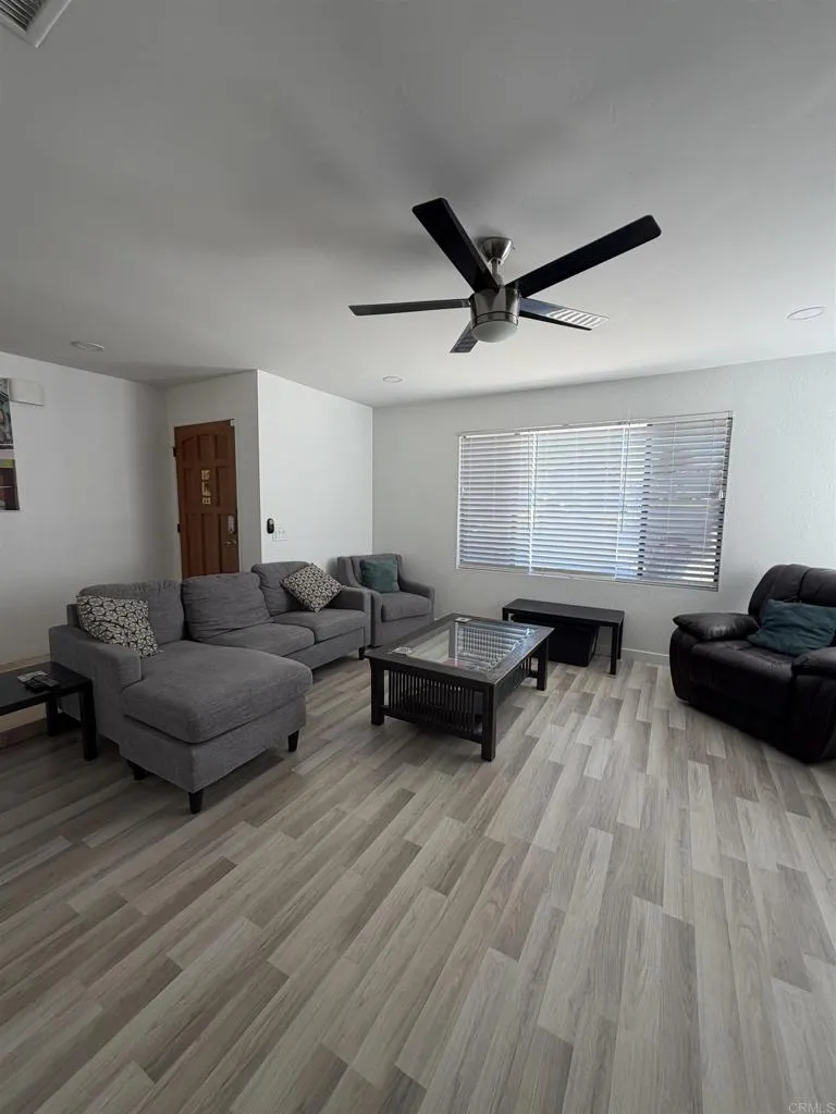 https://cdn.realtyfeed.com/cdn/127/306737134/bdd41b3b475c6b668cbecc9ed3ef2f46.webp