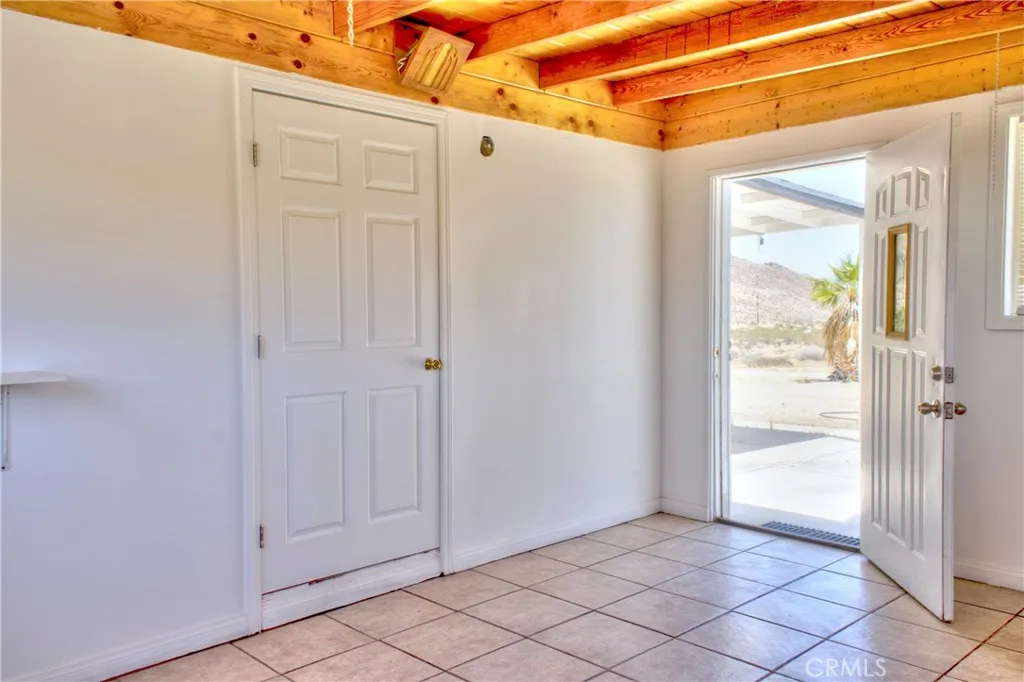 67446 Appian Road, 29 Palms, CA 92277 - Photo 5 of 38, 29 Palms, CA