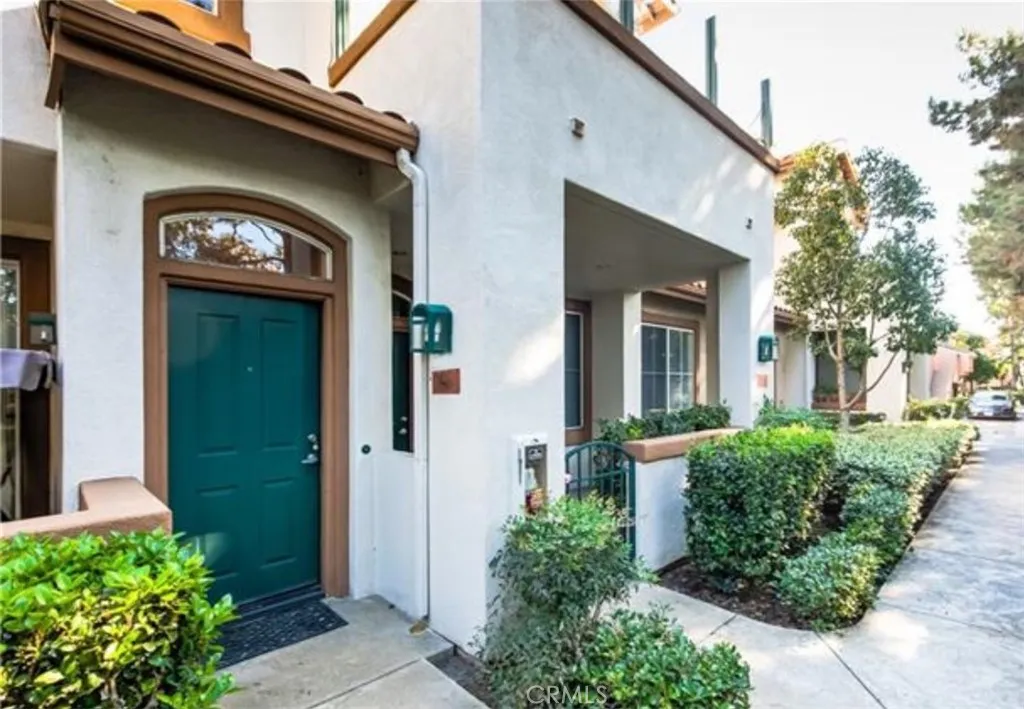 Irvine, CA 92606