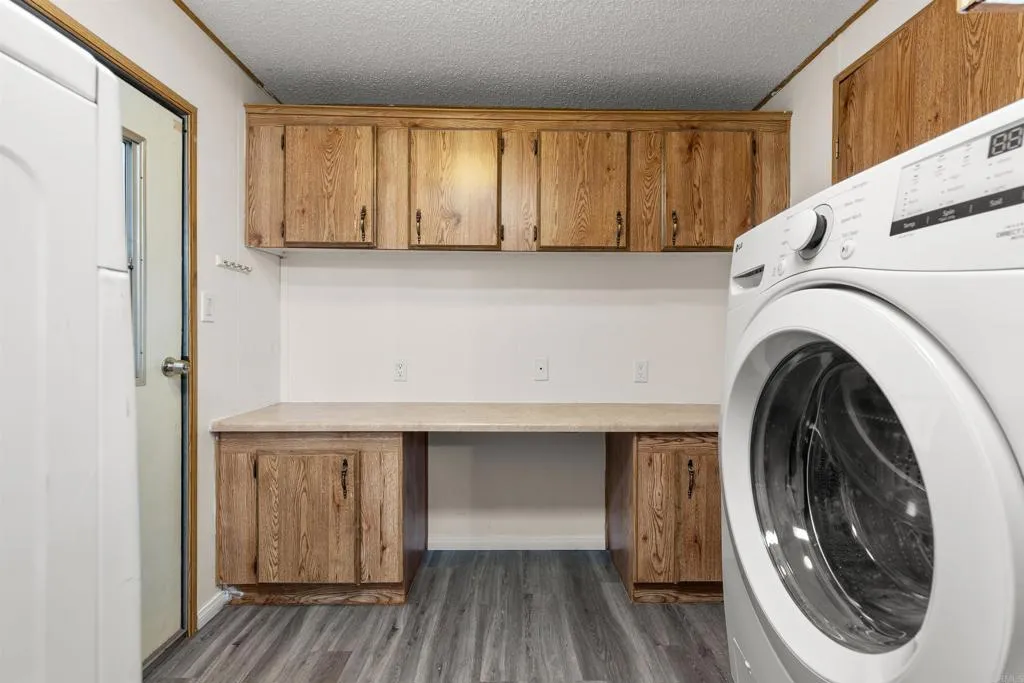 https://cdn.realtyfeed.com/cdn/127/306737172/03f06e62daa20a9b9865f501dc1e27b8.webp