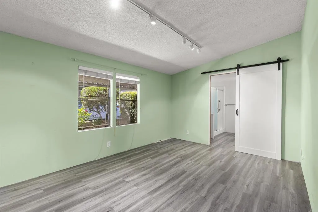https://cdn.realtyfeed.com/cdn/127/306737172/6236ff04048237969df36b5a5e07b334.webp