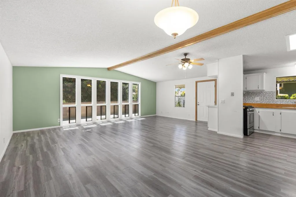 https://cdn.realtyfeed.com/cdn/127/306737172/75e8c1259c3d88a2dd89b954f7c6618c.webp