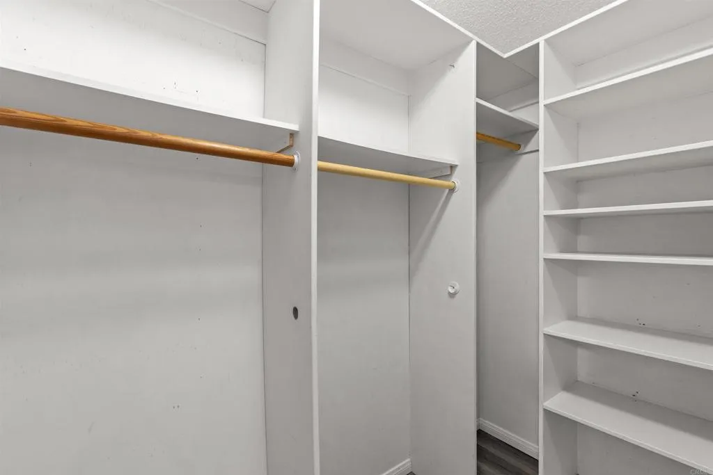 https://cdn.realtyfeed.com/cdn/127/306737172/ef27ecc9856a03611add74593a1b11c1.webp